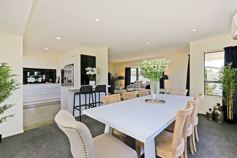 Photo of property in 71 Wharerangi Road, Greenmeadows, Napier, 4112