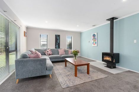 Photo of property in 74 Park Road, Carterton, 5713