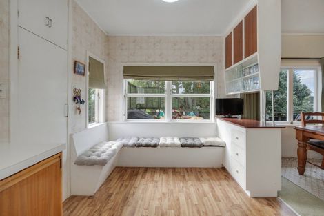 Photo of property in 67 Beach Road, Mellons Bay, Auckland, 2014