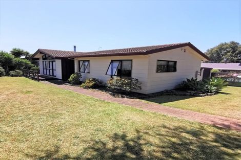 Photo of property in 12 Bishoprick Crescent, Te Puke, 3119