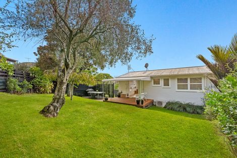 Photo of property in 2/19 Bishopgate Street, Birkdale, Auckland, 0626