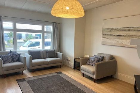 Photo of property in 291 Marine Parade, Napier South, Napier, 4110