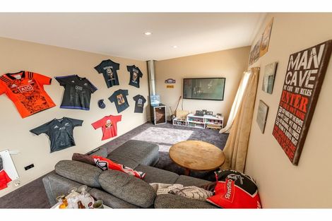 Photo of property in 49 Orlando Crescent, Waimairi Beach, Christchurch, 8083