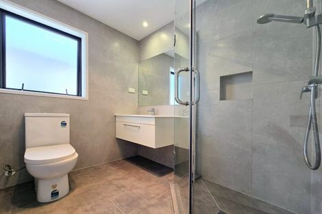 Photo of property in 7b Gulf Crest, Bucklands Beach, Auckland, 2012