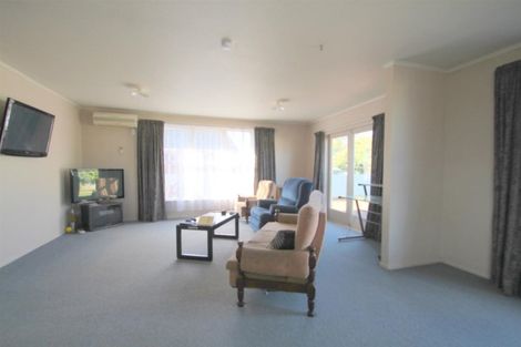 Photo of property in 17 Sword Street, Gore, 9710