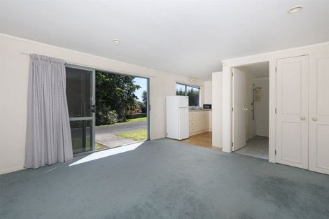 Photo of property in 108 Sutherland Road, Brookfield, Tauranga, 3110