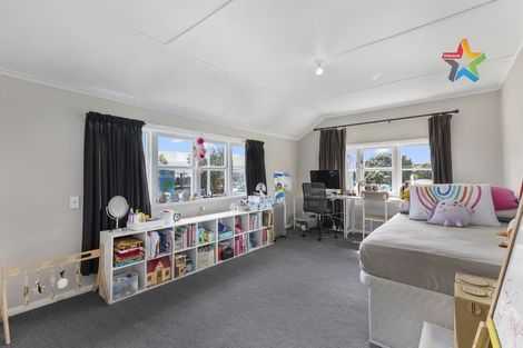 Photo of property in 4/87 Cambridge Terrace, Waterloo, Lower Hutt, 5011