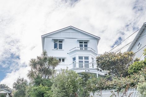 Photo of property in 88 Maida Vale Road, Roseneath, Wellington, 6011