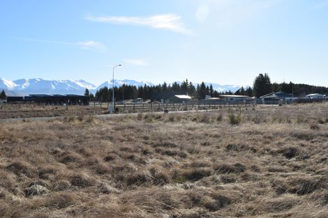 Photo of property in 10 Tussock Crescent, Twizel, 7901