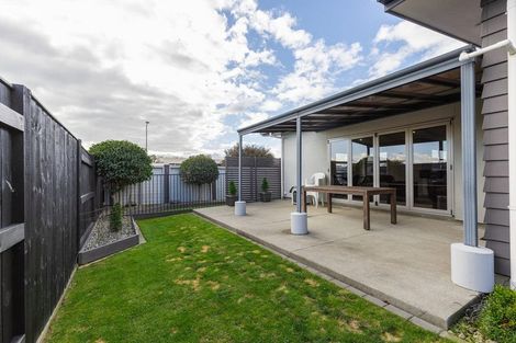 Photo of property in 62 Rosalie Terrace, Kelvin Grove, Palmerston North, 4414