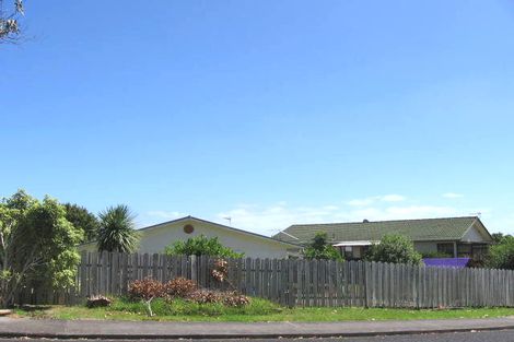 Photo of property in 24 Seon Place, Birkdale, Auckland, 0626