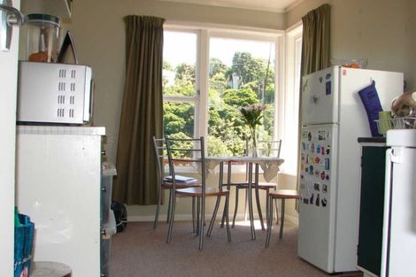 Photo of property in 19 Creswick Terrace, Northland, Wellington, 6012