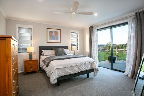 Photo of property in 43 Seachange Drive, Leamington, Cambridge, 3432