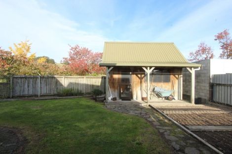 Photo of property in 6 Maire Street, Pahiatua, 4910