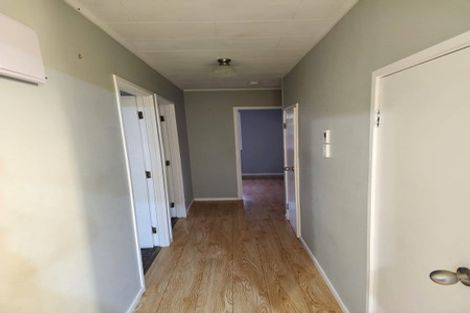 Photo of property in 14 Tango Place, Henderson, Auckland, 0610