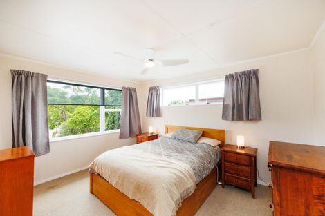 Photo of property in 10 Westhaven Grove, Takaro, Palmerston North, 4412