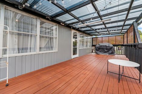 Photo of property in 25 Birdwood Road, Swanson, Auckland, 0612