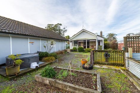 Photo of property in 105 Watt Street, Featherston, 5710