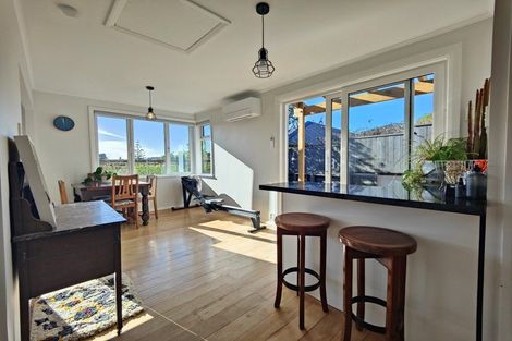 Photo of property in 42 Haumia Street, Johnsonville, Wellington, 6037
