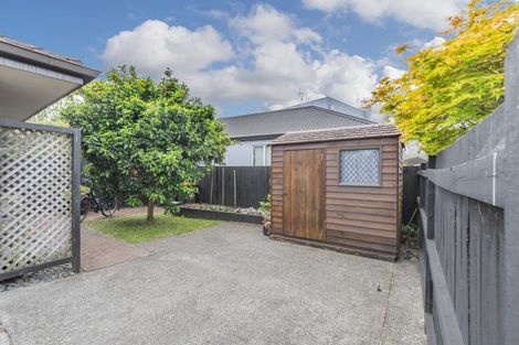 Photo of property in 2 Roselawn Lane, Pahurehure, Papakura, 2113