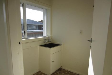 Photo of property in 15 Waitohi Street, Hornby, Christchurch, 8042