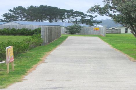 Photo of property in 109 Sands Crescent, Matarangi, Whitianga, 3592