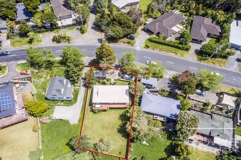 Photo of property in 205 Glengarry Road, Glen Eden, Auckland, 0602