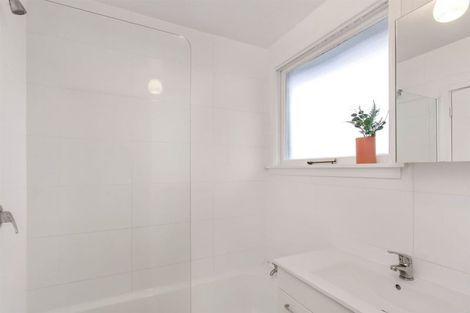 Photo of property in 136 Roydvale Avenue, Burnside, Christchurch, 8053