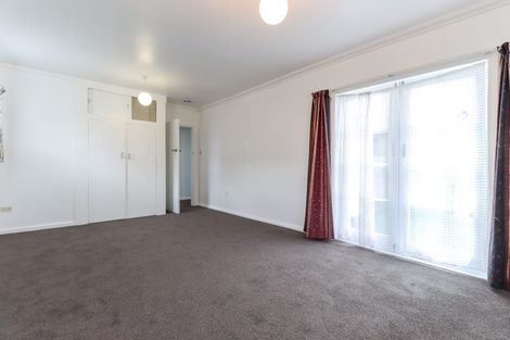 Photo of property in 8 Aberdeen Avenue, Takaro, Palmerston North, 4412