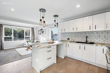 Photo of property in 19 Vancouver Crescent, Wainoni, Christchurch, 8061