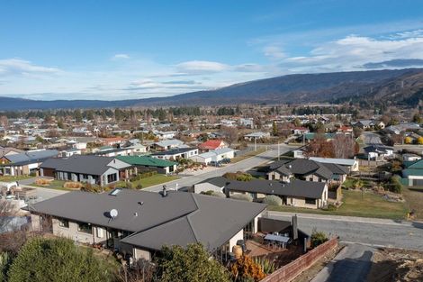 Photo of property in 44 Shields Street, Clyde, 9330