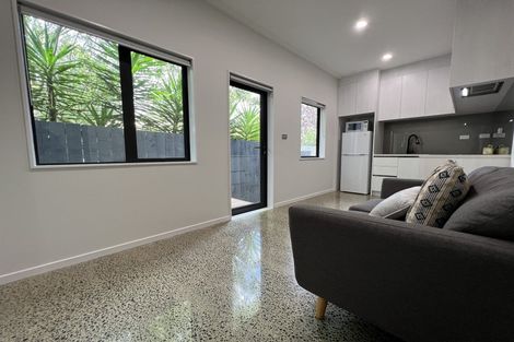 Photo of property in 8 Arataki Way, Glen Eden, Auckland, 0602