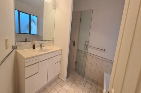 Photo of property in 4 Savoy Road, Orewa, 0931