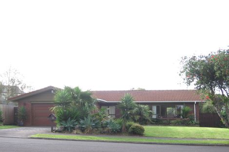 Photo of property in 15 Chip Grove, Sunnyhills, Auckland, 2010