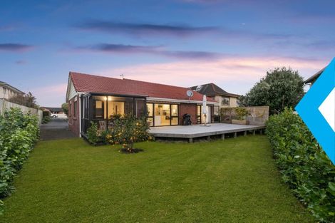 Photo of property in 1/5 Argyle Terrace, Milford, Auckland, 0620