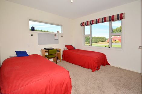 Photo of property in 100 Wingatui Road, Mosgiel, 9024