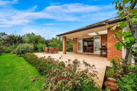 Photo of property in 1096 Egmont Road, Egmont Village, New Plymouth, 4372