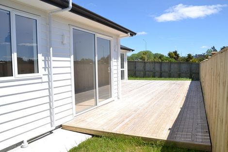 Photo of property in 32 Johns Creek Crescent, Silverdale, 0932