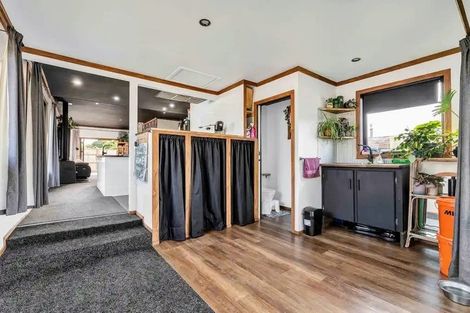 Photo of property in 126 Miranda Street, Stratford, 4332