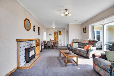 Photo of property in 3 Watene Crescent, Waitara, 4320