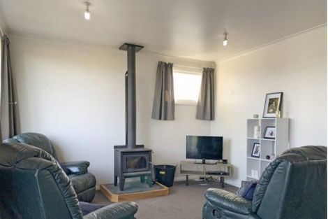 Photo of property in 15 Stamford Street, Balclutha, 9230