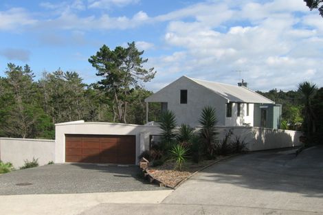 Photo of property in 51 Radiata Lane, Chatswood, Auckland, 0626