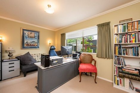 Photo of property in 17a Coates Street, Tawa, Wellington, 5028