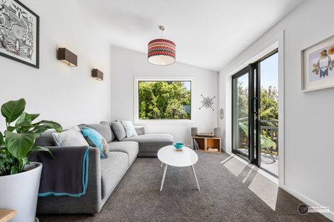 Photo of property in 6 Corrondella Grove, Belmont, Lower Hutt, 5010