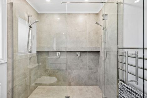 Photo of property in 38 Mcquillan Avenue, Woodend, 7610