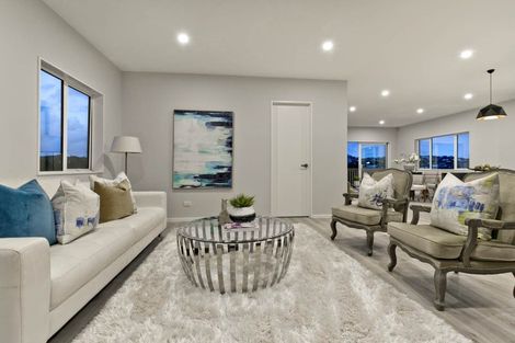 Photo of property in 113 Godfrey Drive, Orewa, 0931