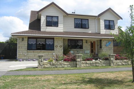 Photo of property in 18 Kimbolton Road, Feilding, 4702