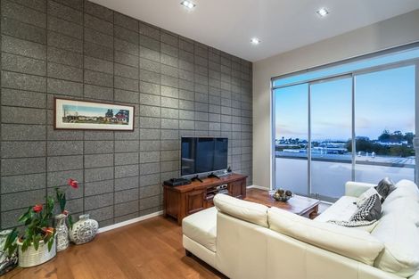 Photo of property in Wilk Heights, 8/8 Wilk Lane, Browns Bay, Auckland, 0630