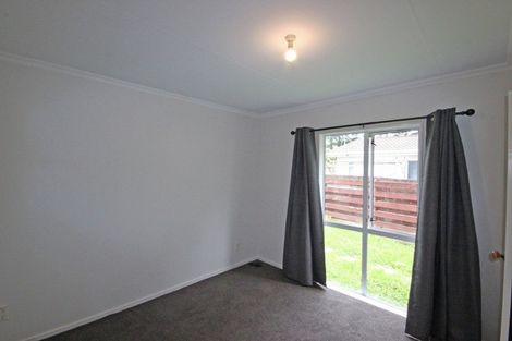 Photo of property in 60 Newton Place, Westbrook, Palmerston North, 4412