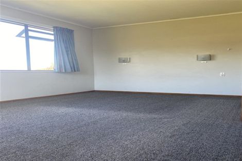 Photo of property in 30 Fernaig Street, Papakura, 2110